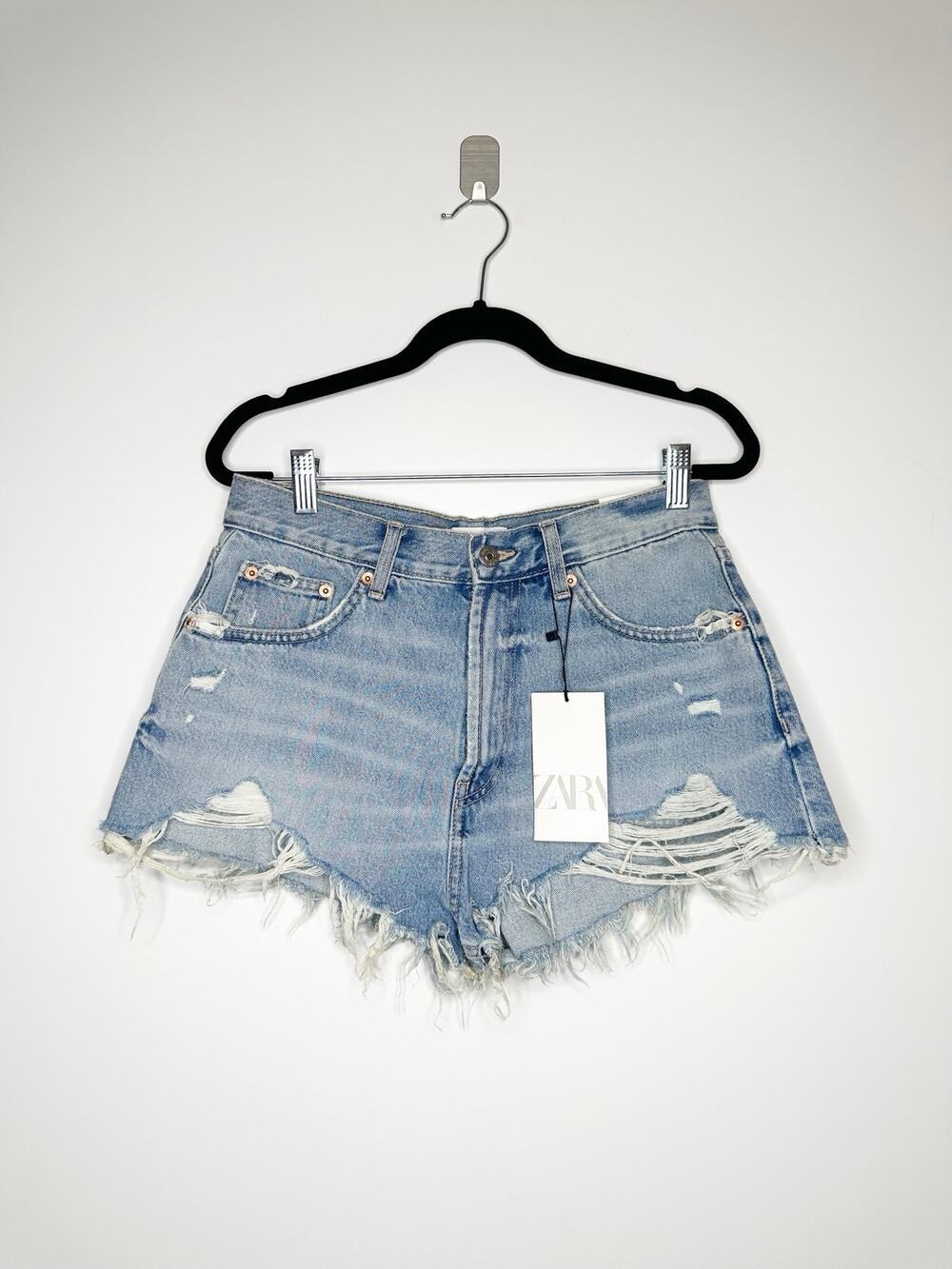 NWT Zara High Rise Curved Denim Distressed Denim Shorts Women's Size 6